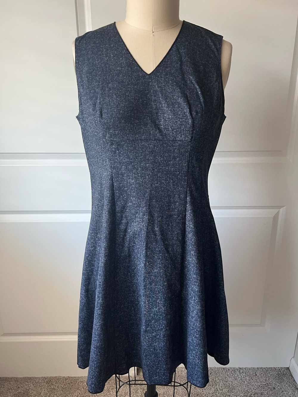 New Ann Taylor Sleeveless V-Neck A-Line Dress in Heathered Navy
